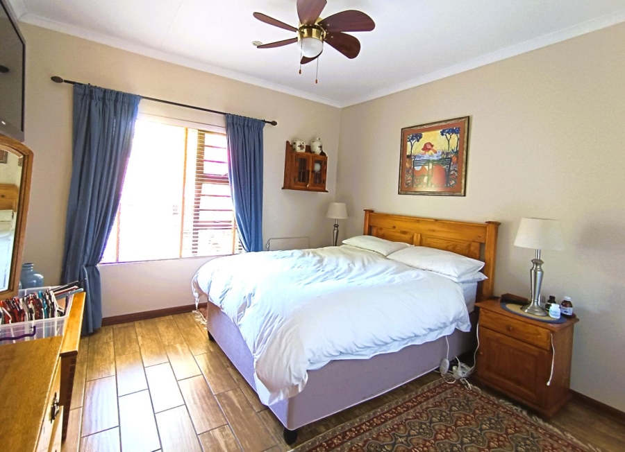 4 Bedroom Property for Sale in Pentagon Park Free State